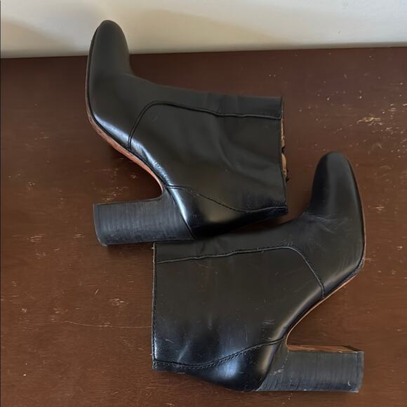 Madewell | Black Leather Ankle Boots Size 5 - Picture 4 of 10